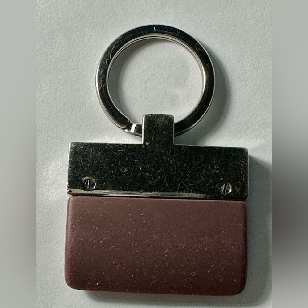 100% Authentic Vintage Gucci Key Chain in Dark Brown Rubber & Brass w/ Box - Picture 3 of 9